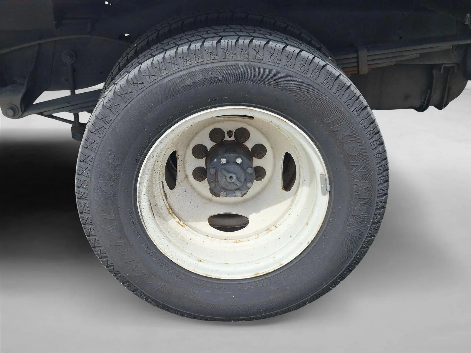 2022 Ford E-Series Cutaway Base photo 3