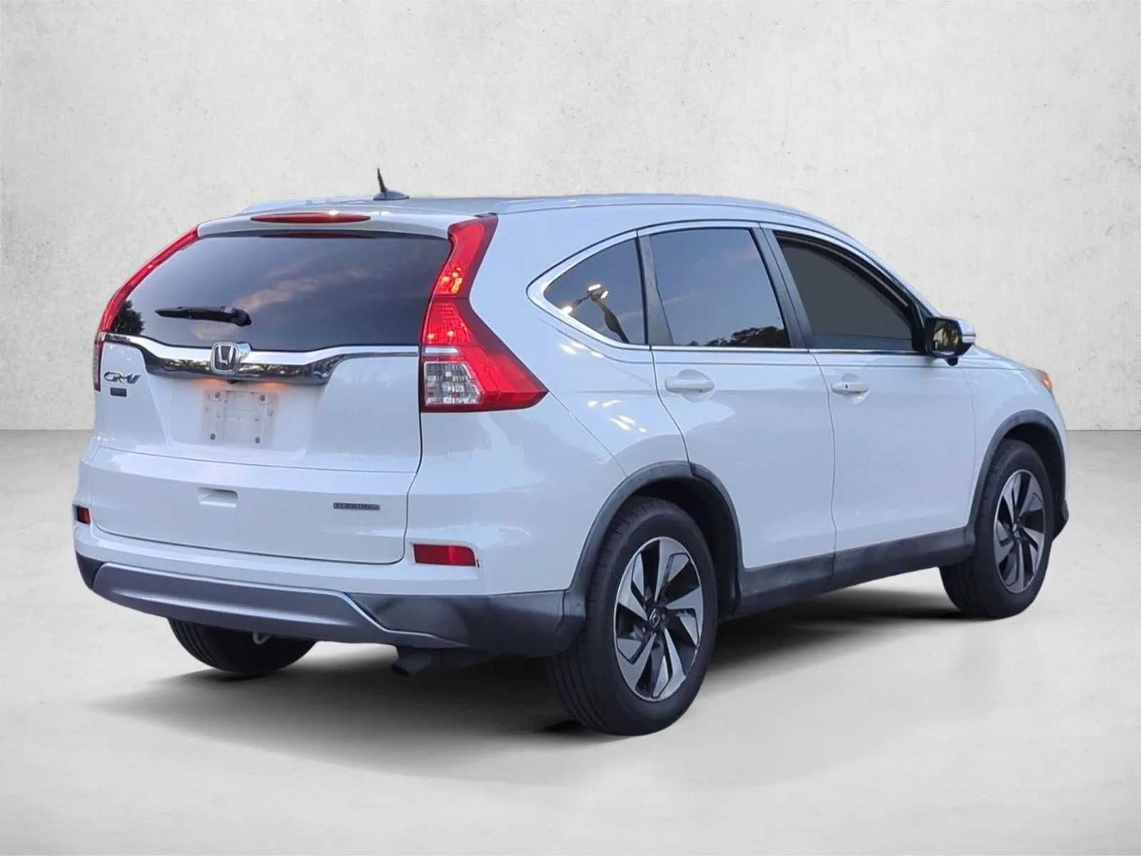 2016 Honda CR-V Touring 2WD photo 5