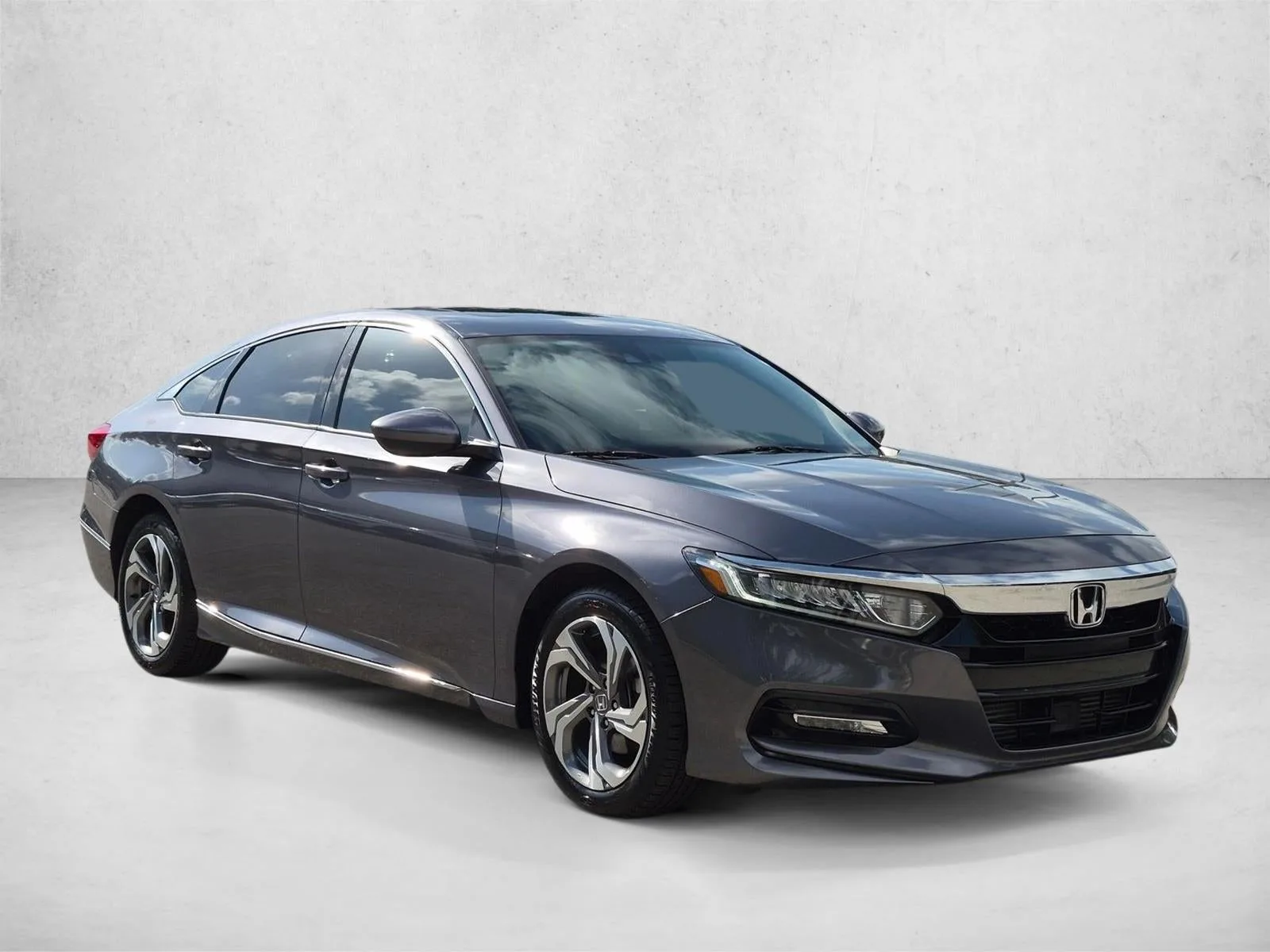 2019 Honda Accord Sedan EX 1.5T CVT photo 3