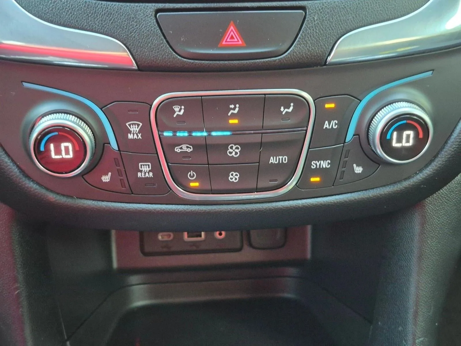 2019 Chevrolet Equinox LT photo 12
