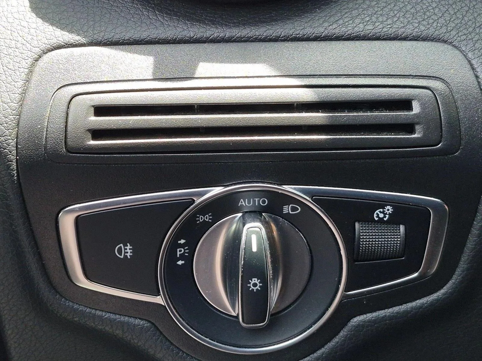 2020 Mercedes-Benz GLC GLC 300 SUV photo 11