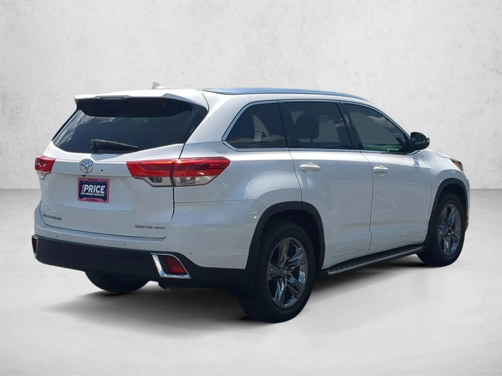 2018 Toyota Highlander Limited Platinum photo 5