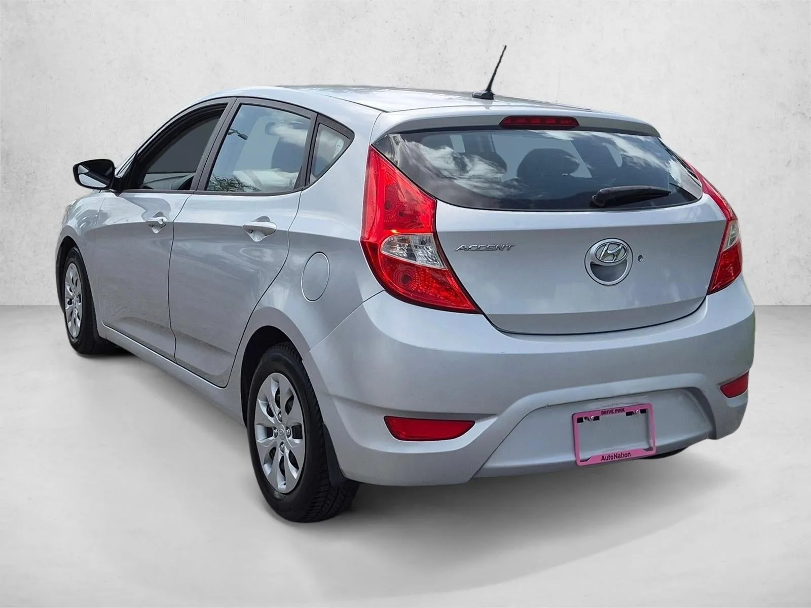 2015 Hyundai ACCENT 5dr HB Auto GS photo 7