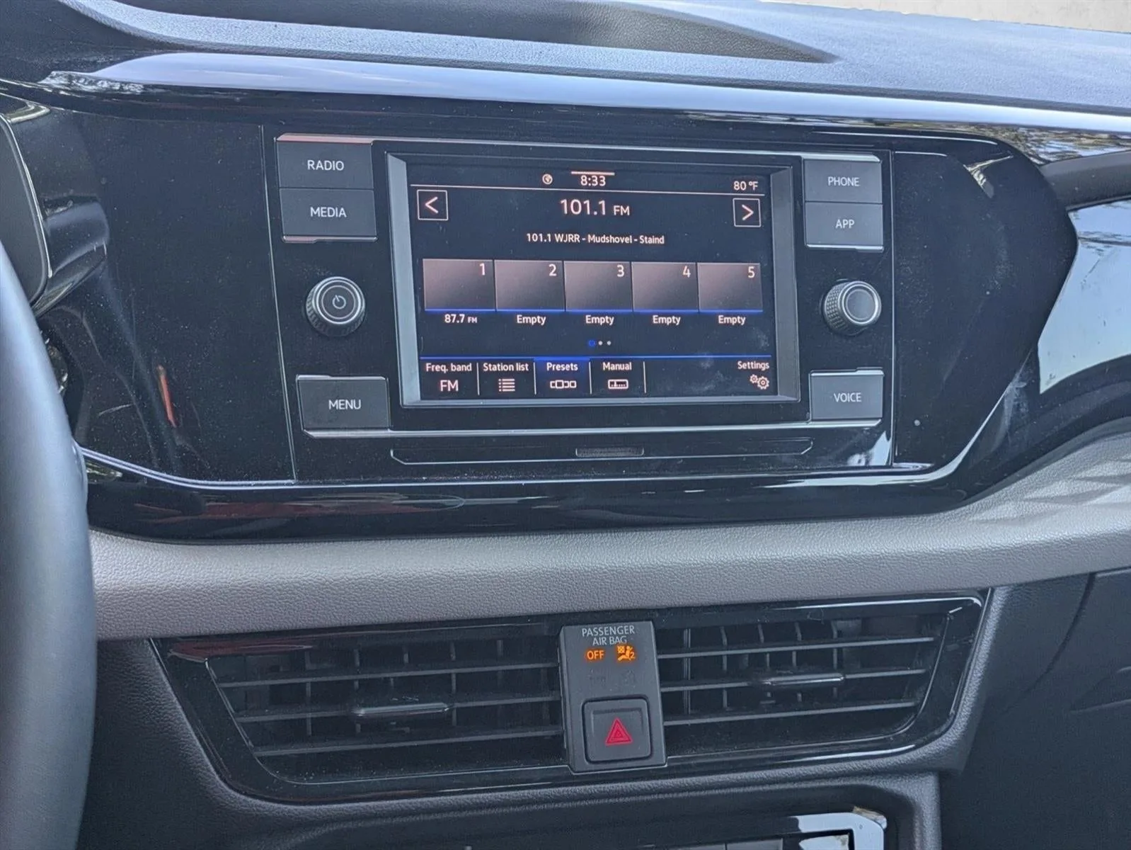 2023 Volkswagen Taos S FWD photo 11