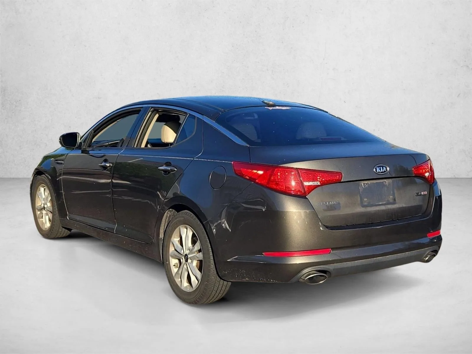 2011 Kia Optima EX photo 7