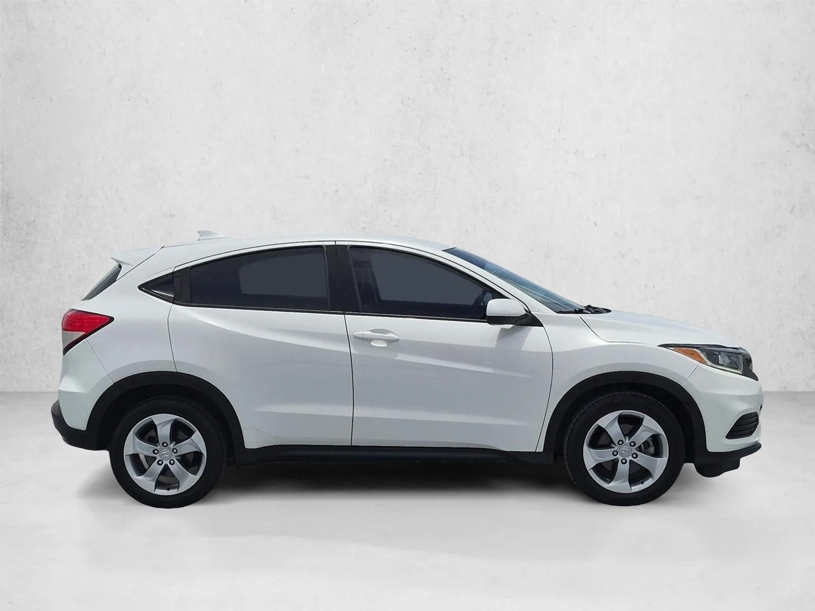 2020 Honda HR-V 2WD LX photo 4