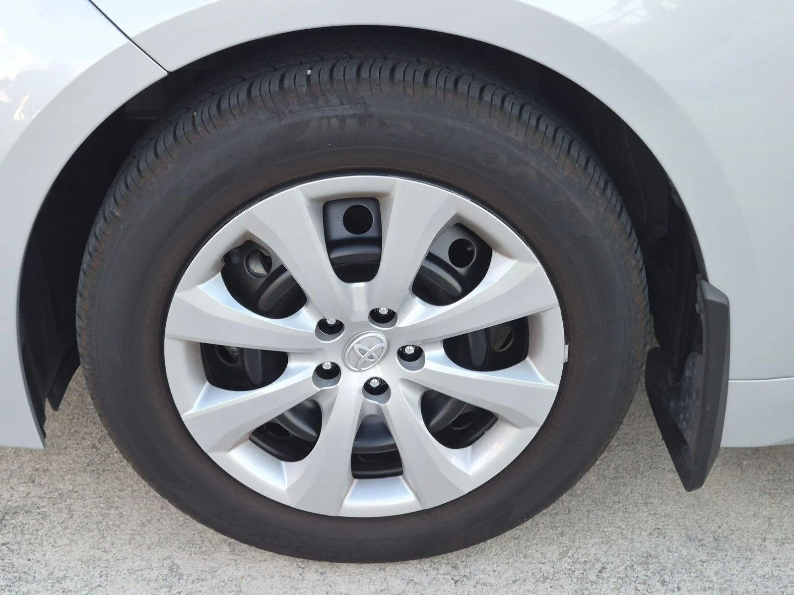 2025 Toyota Corolla LE CVT (Natl) photo 9