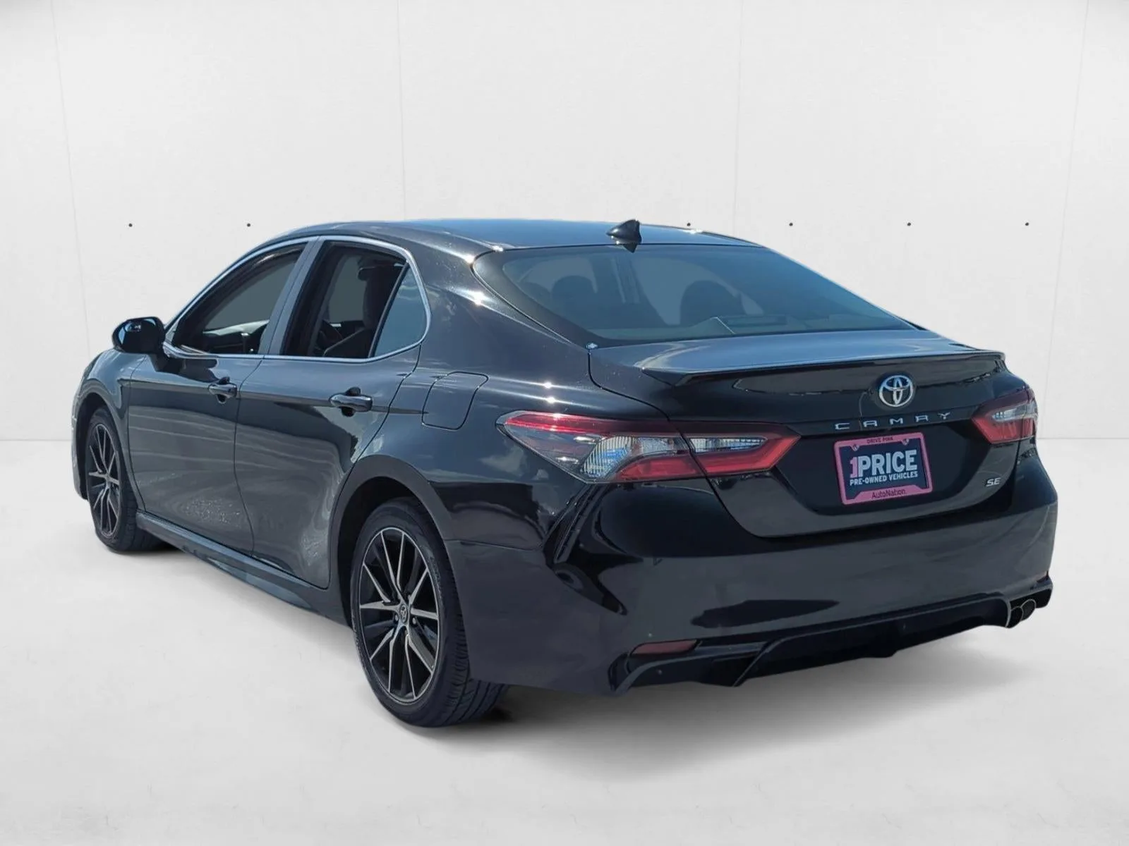 2023 Toyota Camry SE Auto (SE) photo 7