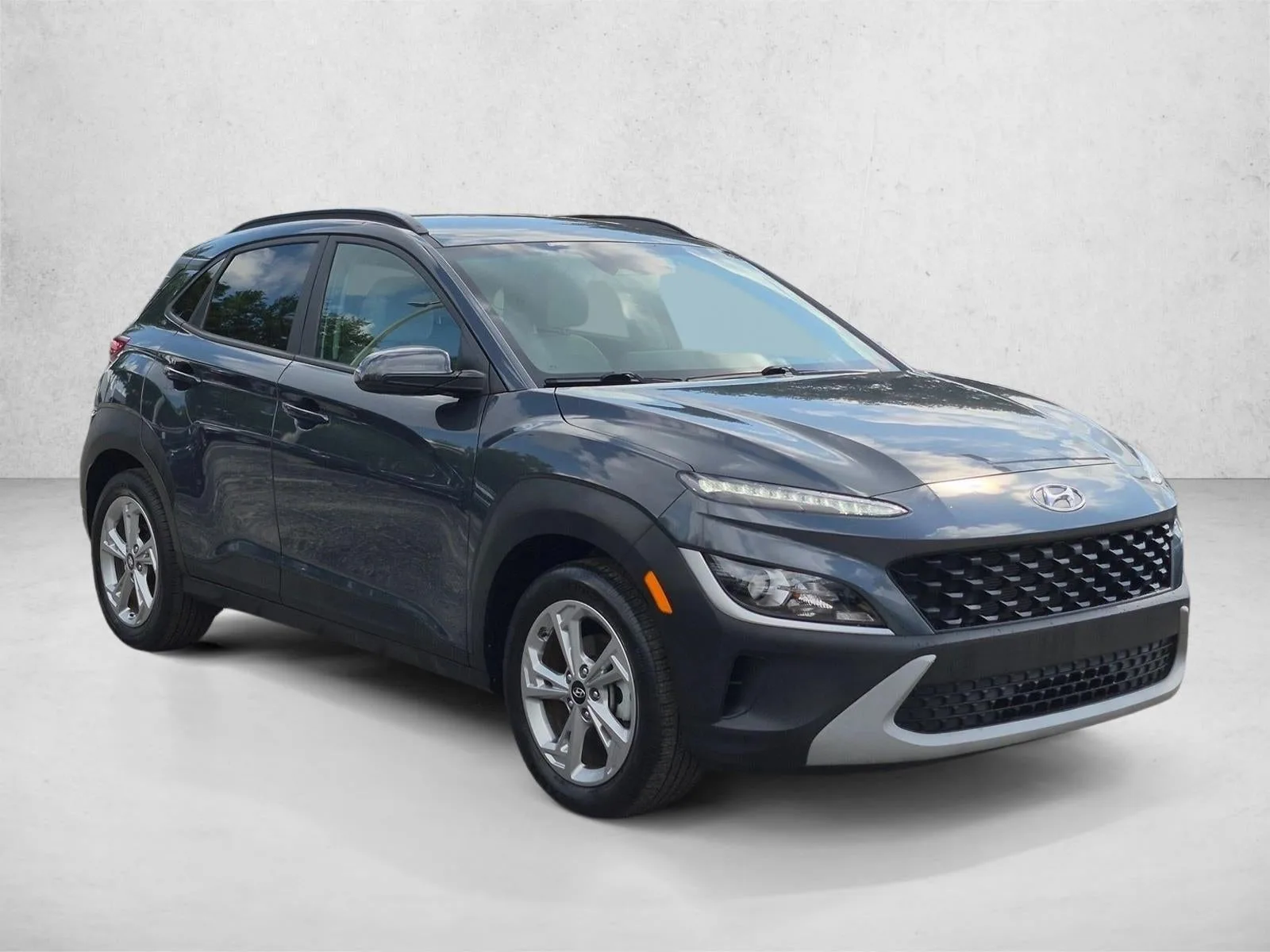 2022 Hyundai KONA SEL Auto FWD photo 3