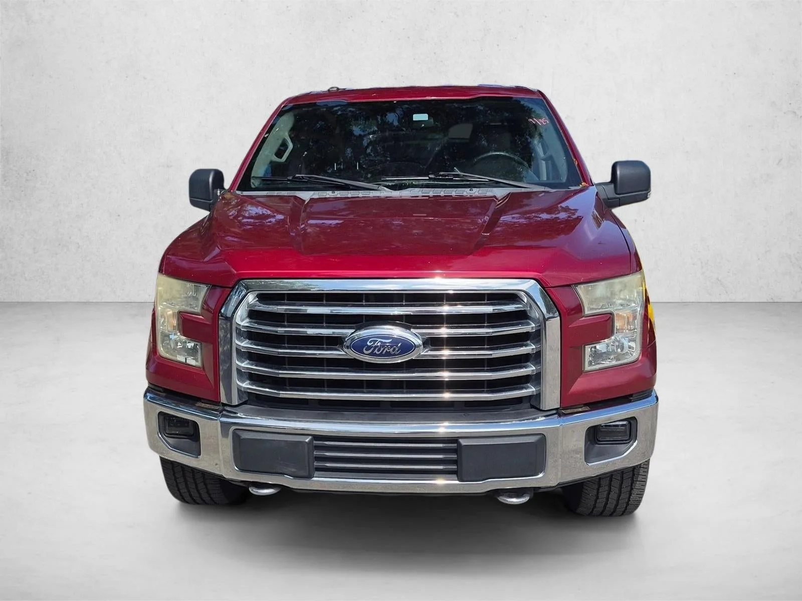 2016 Ford F-150 XLT photo 2