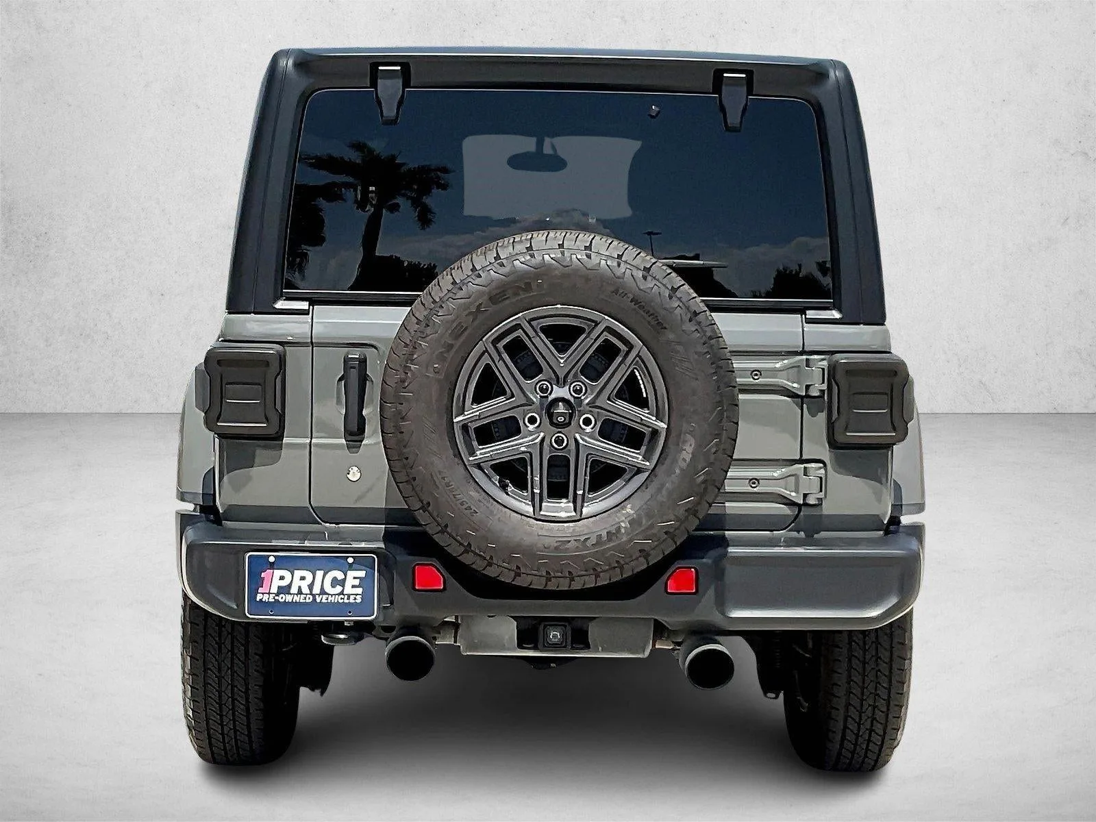 2019 Jeep Wrangler Unlimited Sahara 4x4 photo 4