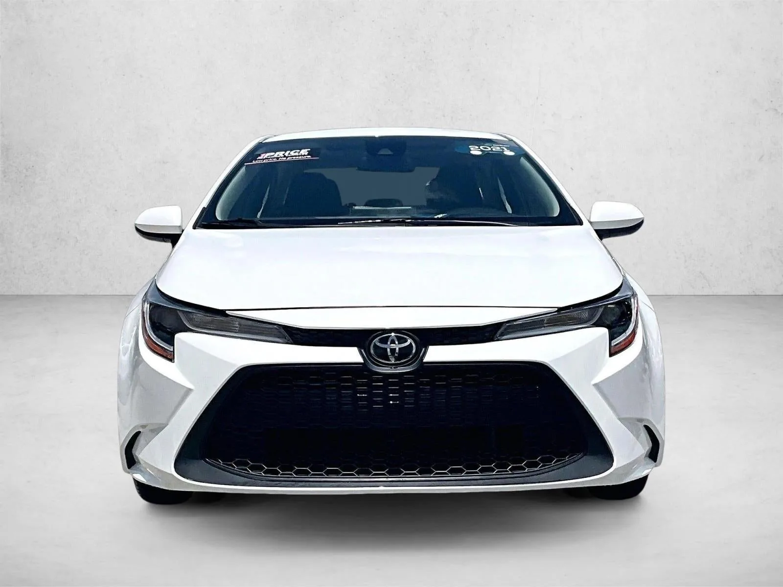 2021 Toyota Corolla LE photo 3