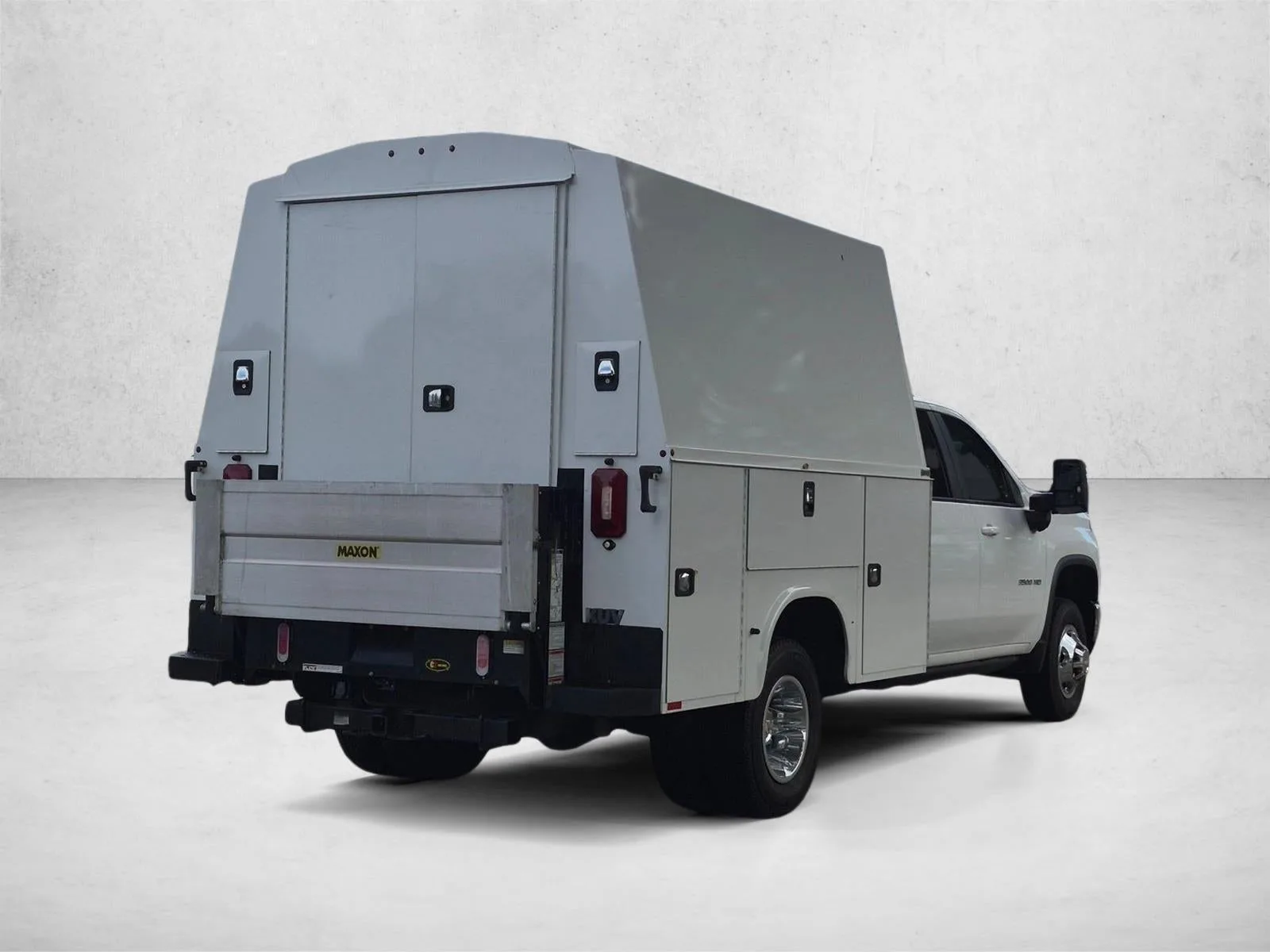 2024 Chevrolet Silverado 3500 HD Chassis Cab LT photo 5