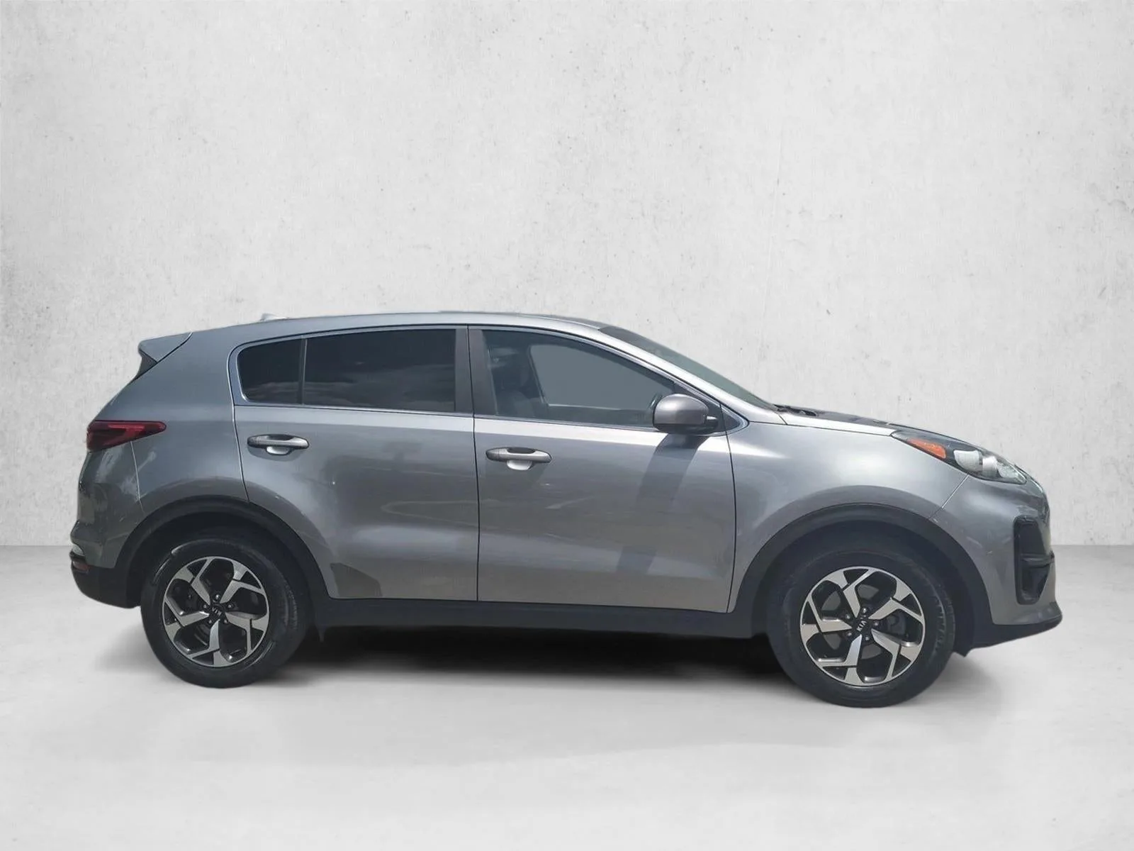 2020 Kia Sportage LX FWD photo 4