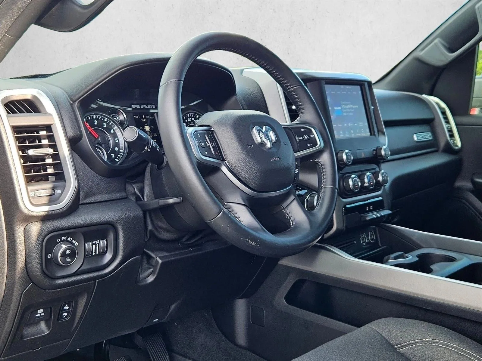 2019 RAM 1500 Big Horn/Lone Star 4x2 Crew Cab 5'7" Box photo 10