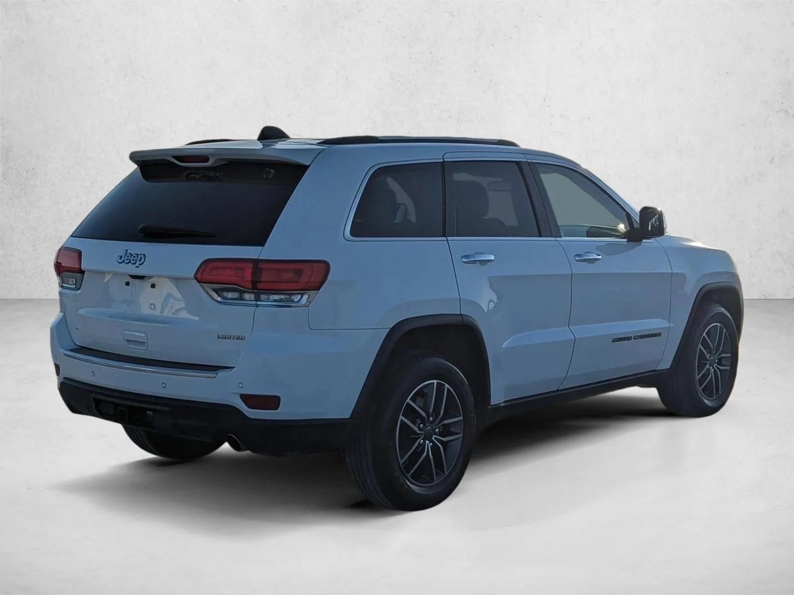 2019 Jeep Grand Cherokee Limited 4x2 photo 5