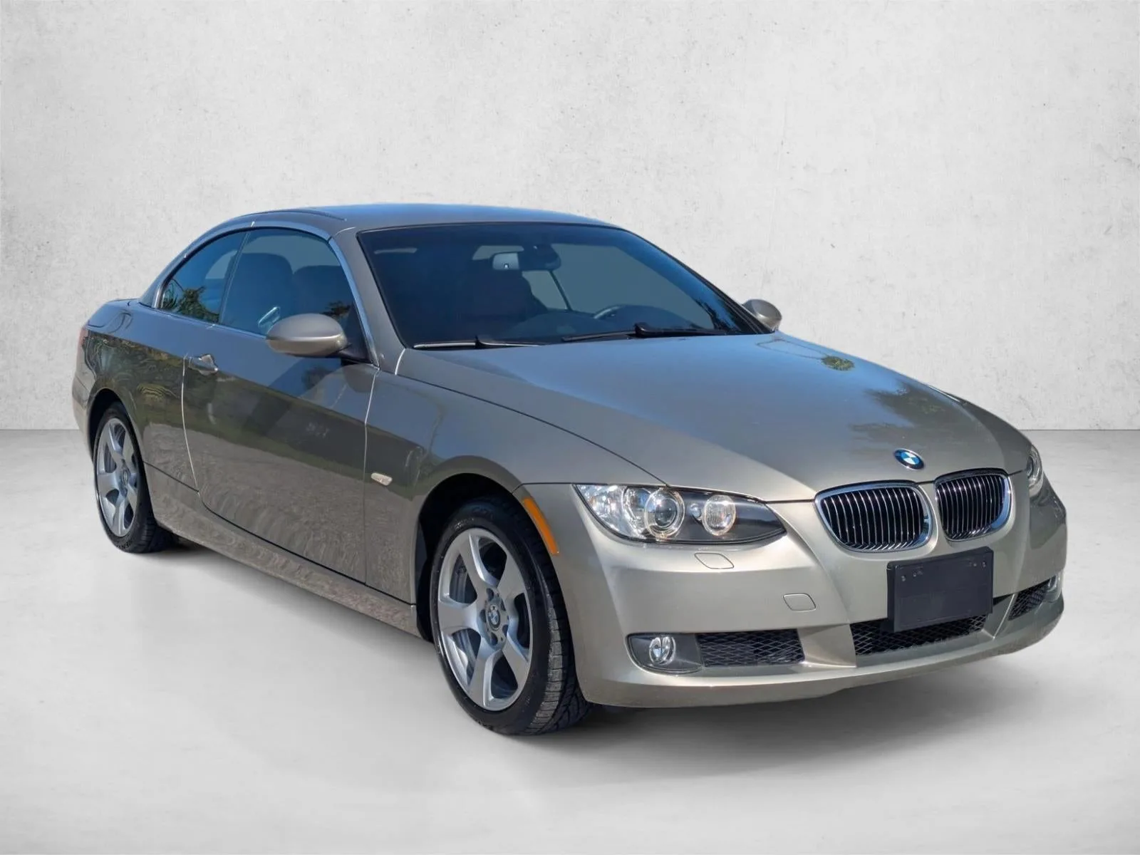 2008 BMW 328i Convertible photo 3