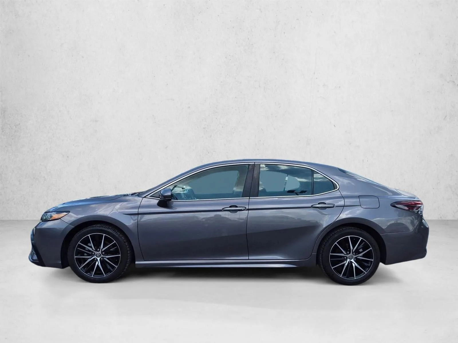 2021 Toyota Camry SE Auto (SE) photo 8