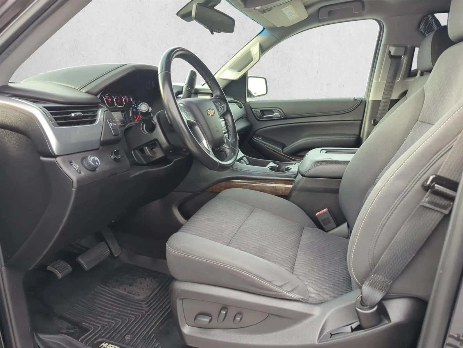 2018 Chevrolet Tahoe 2WD LS photo 11