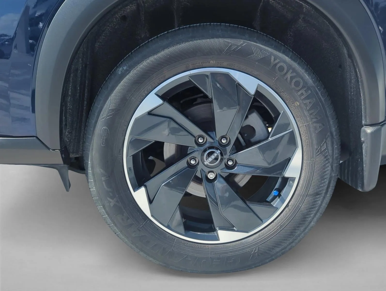 2024 Nissan Rogue AWD SV photo 6