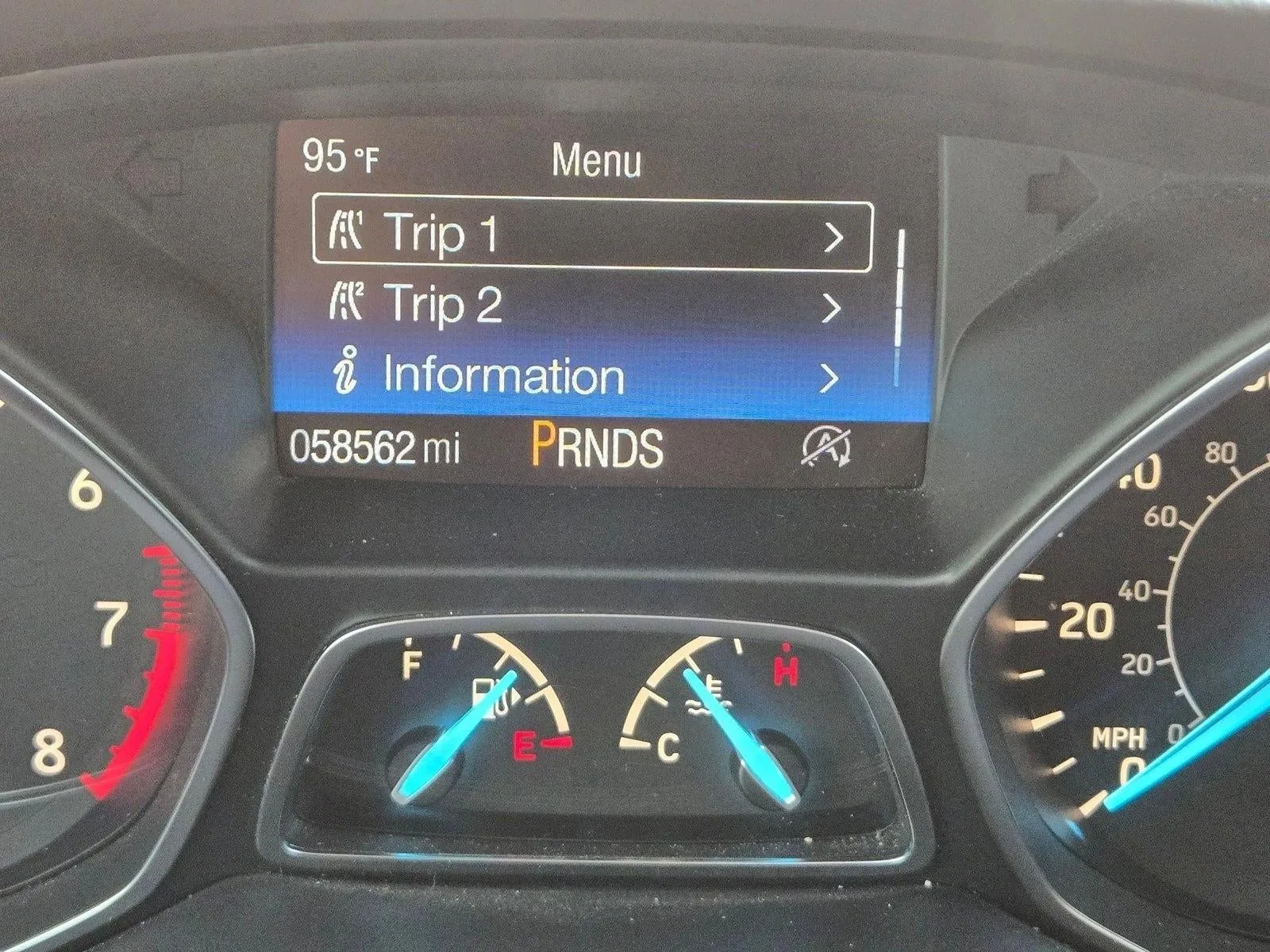 2017 Ford Escape Titanium 4WD photo 11