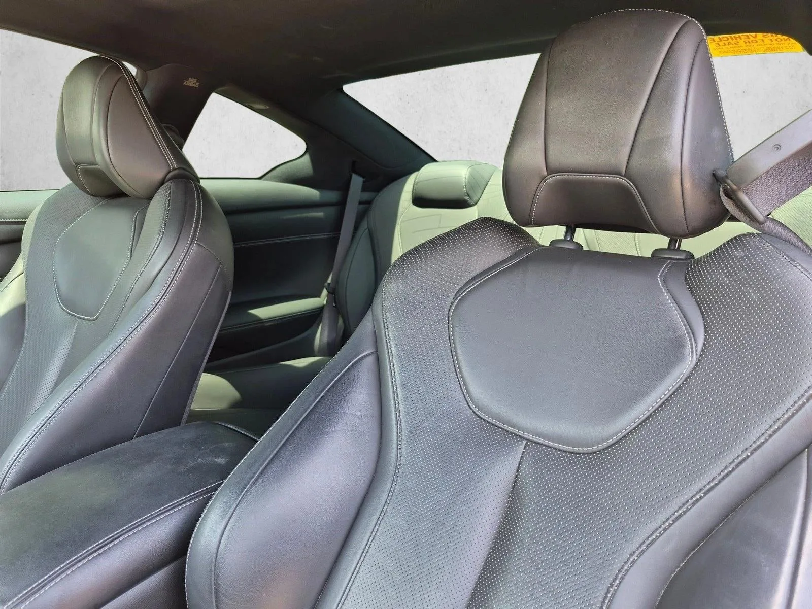 2017 INFINITI Q60 3.0t Premium AWD photo 5