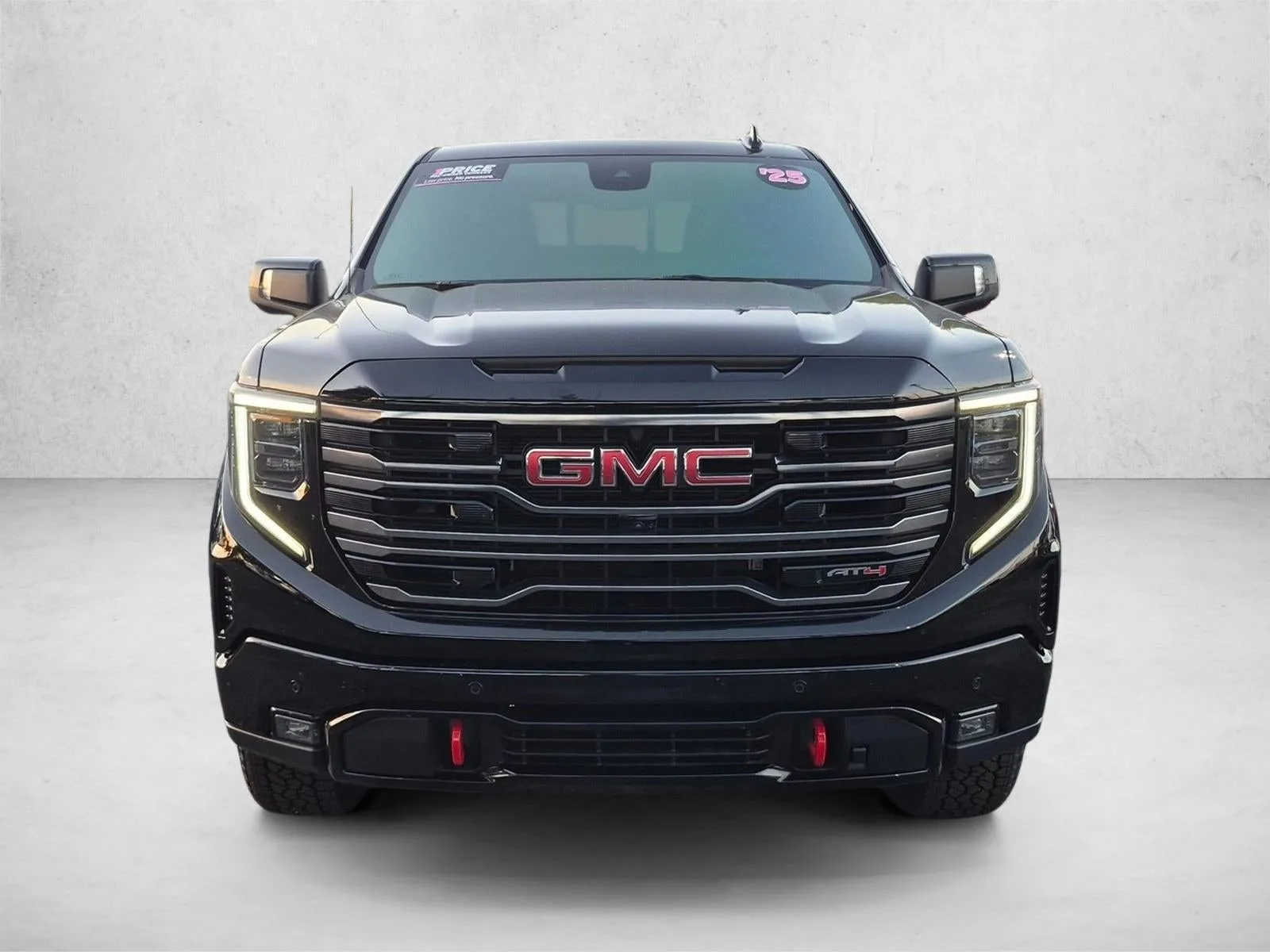 2025 GMC Sierra 1500 AT4 photo 2