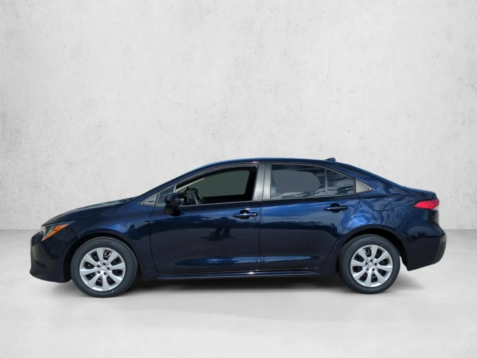 2023 Toyota Corolla LE CVT (Natl) photo 8