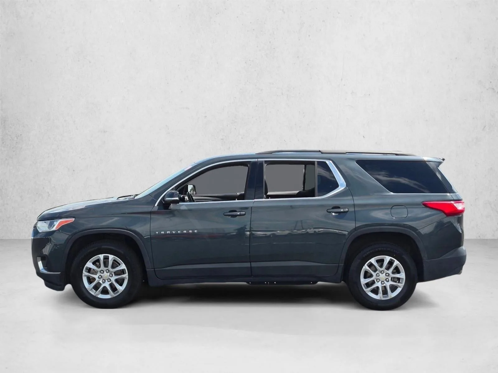 2019 Chevrolet Traverse Base photo 8