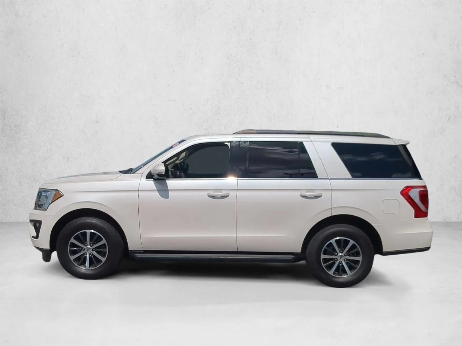 2018 Ford Expedition XLT photo 9