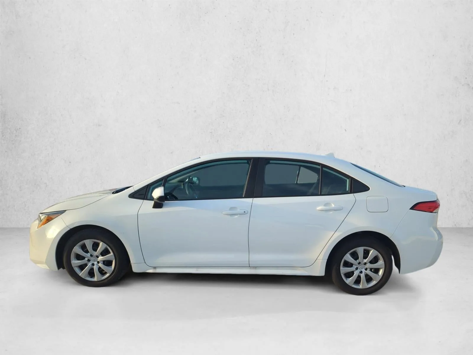 2024 Toyota Corolla LE CVT (Natl) photo 5