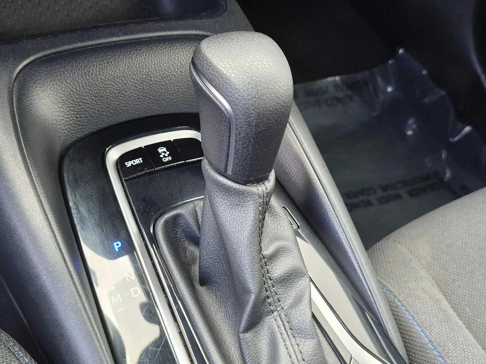 2022 Toyota Corolla SE CVT (Natl) photo 11