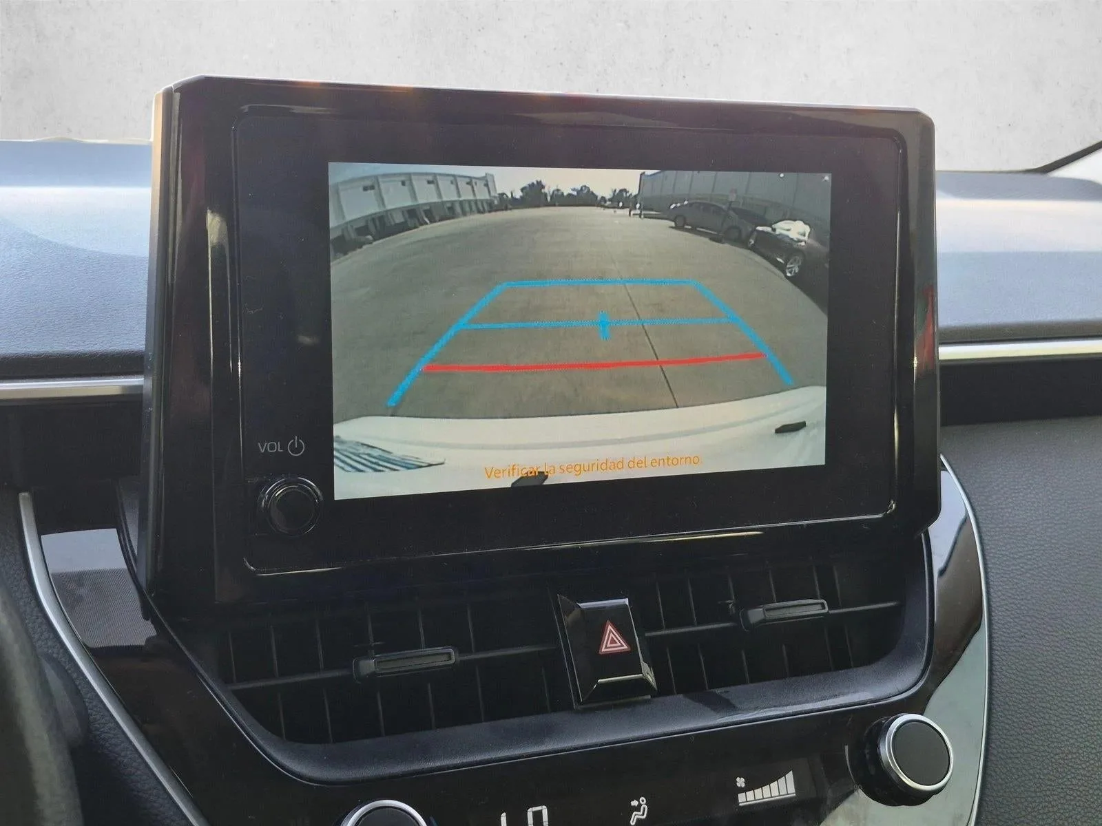 2023 Toyota Corolla Hybrid LE FWD (Natl) photo 9