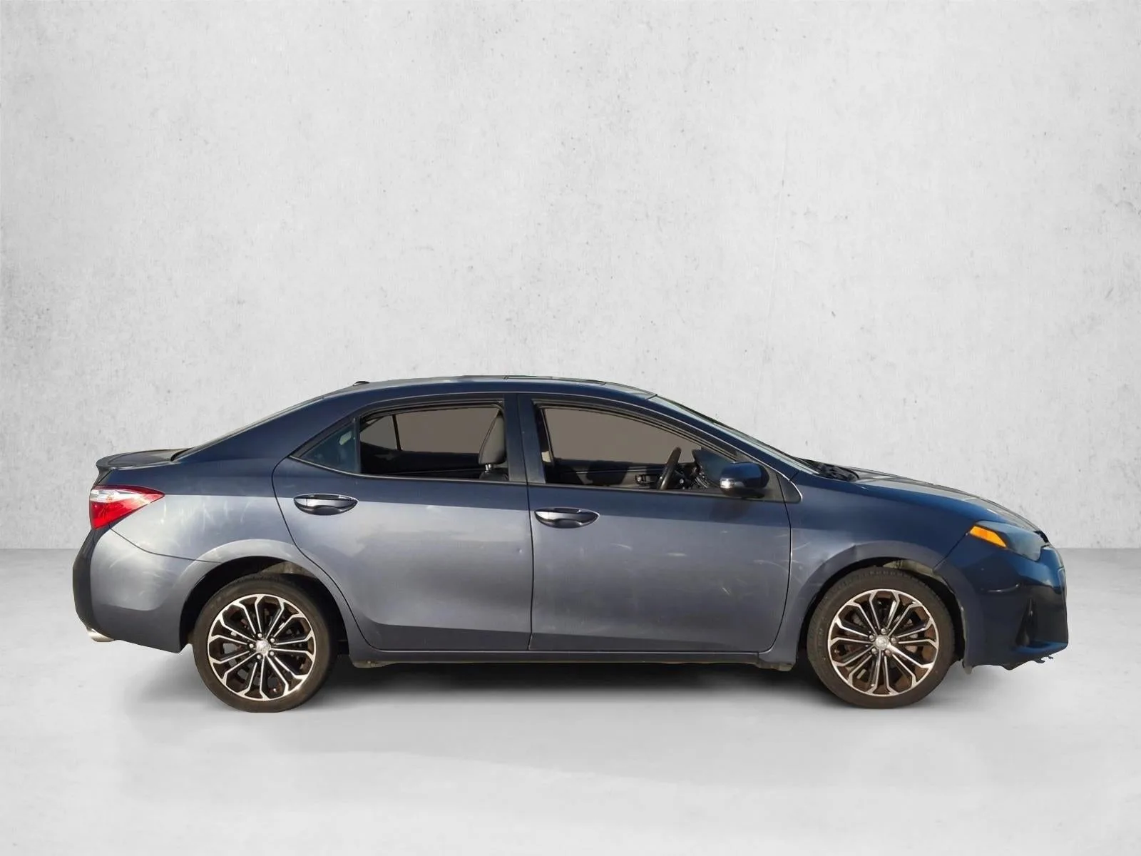 2016 Toyota Corolla 4dr Sdn CVT Auto S Premium (Natl) photo 4