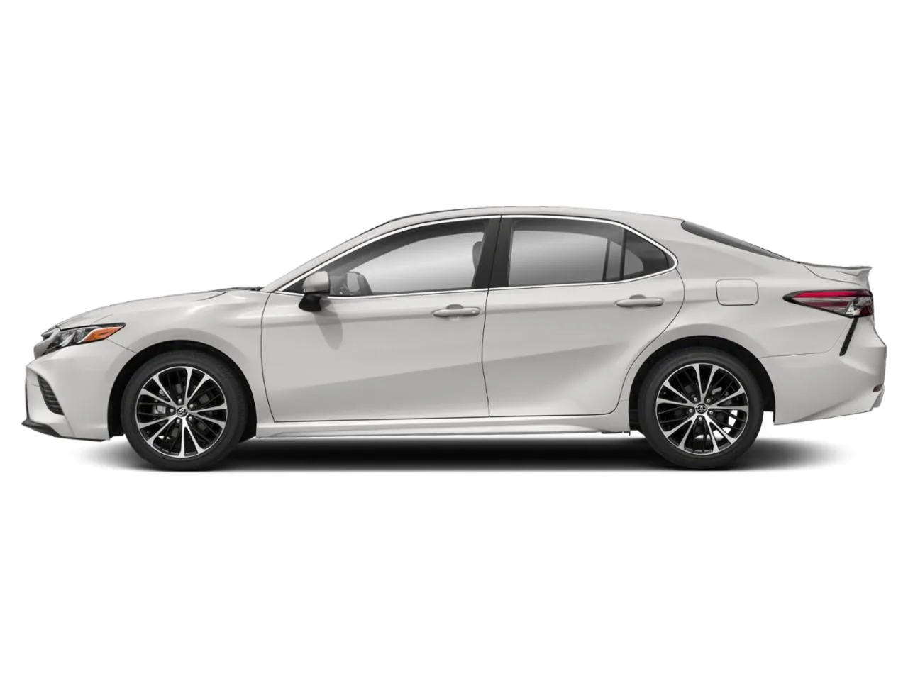 2018 Toyota Camry SE Auto (SE) photo 2