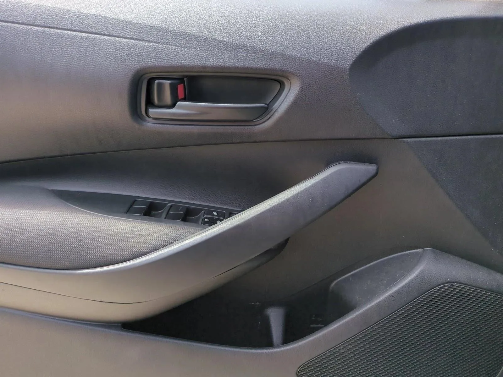 2022 Toyota Corolla LE CVT (Natl) photo 11