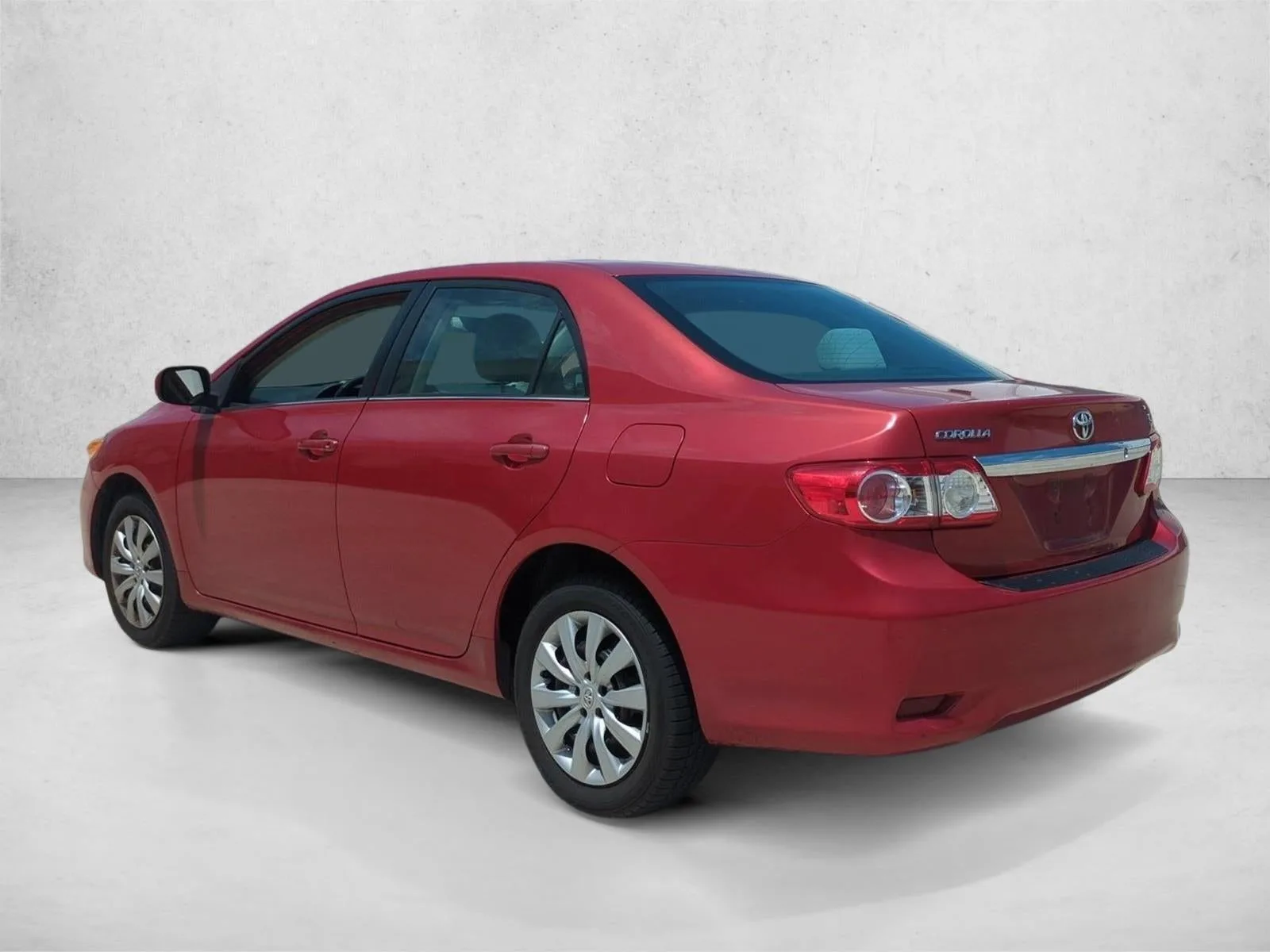 2013 Toyota Corolla 4dr Sdn Auto LE (Natl) photo 7