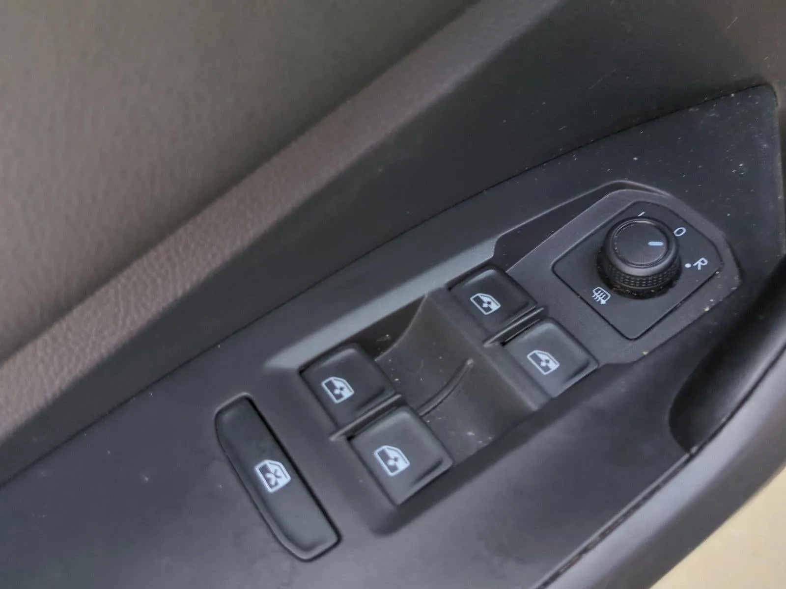 2019 Volkswagen Jetta S Auto w/SULEV photo 12