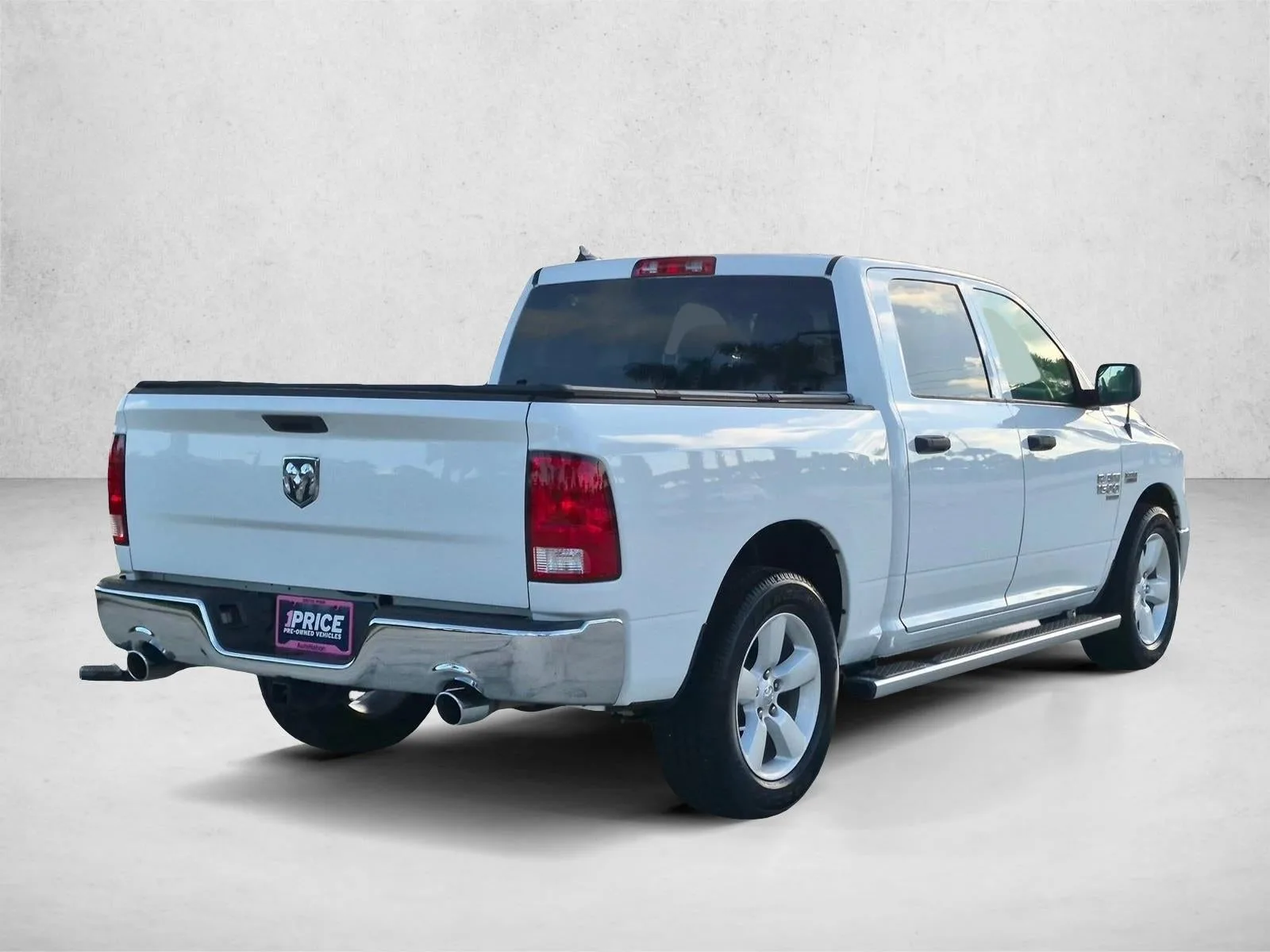 2021 RAM 1500 Classic Tradesman 4x2 Crew Cab 5'7" Box photo 5