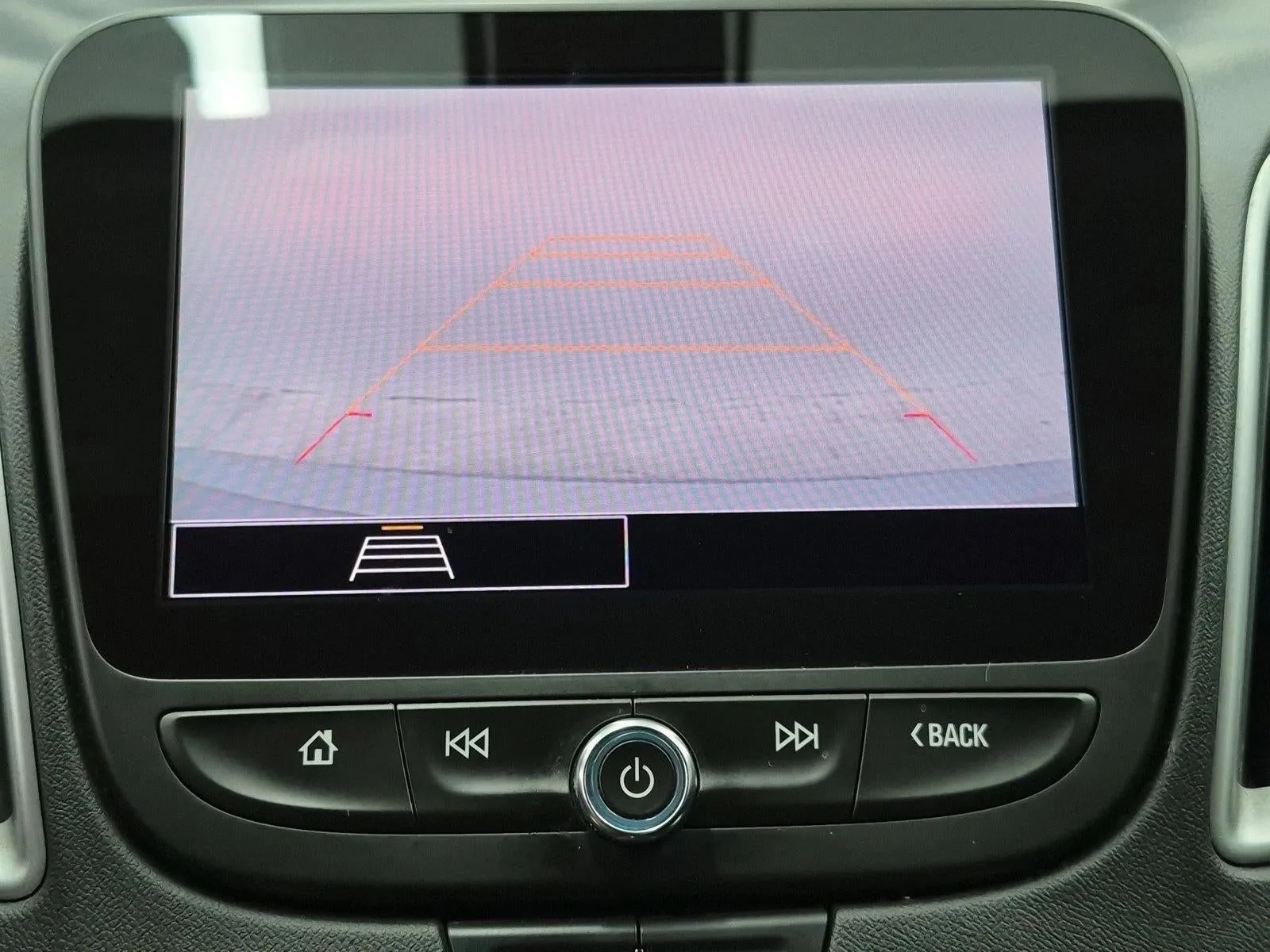 2021 Chevrolet Malibu LS photo 10
