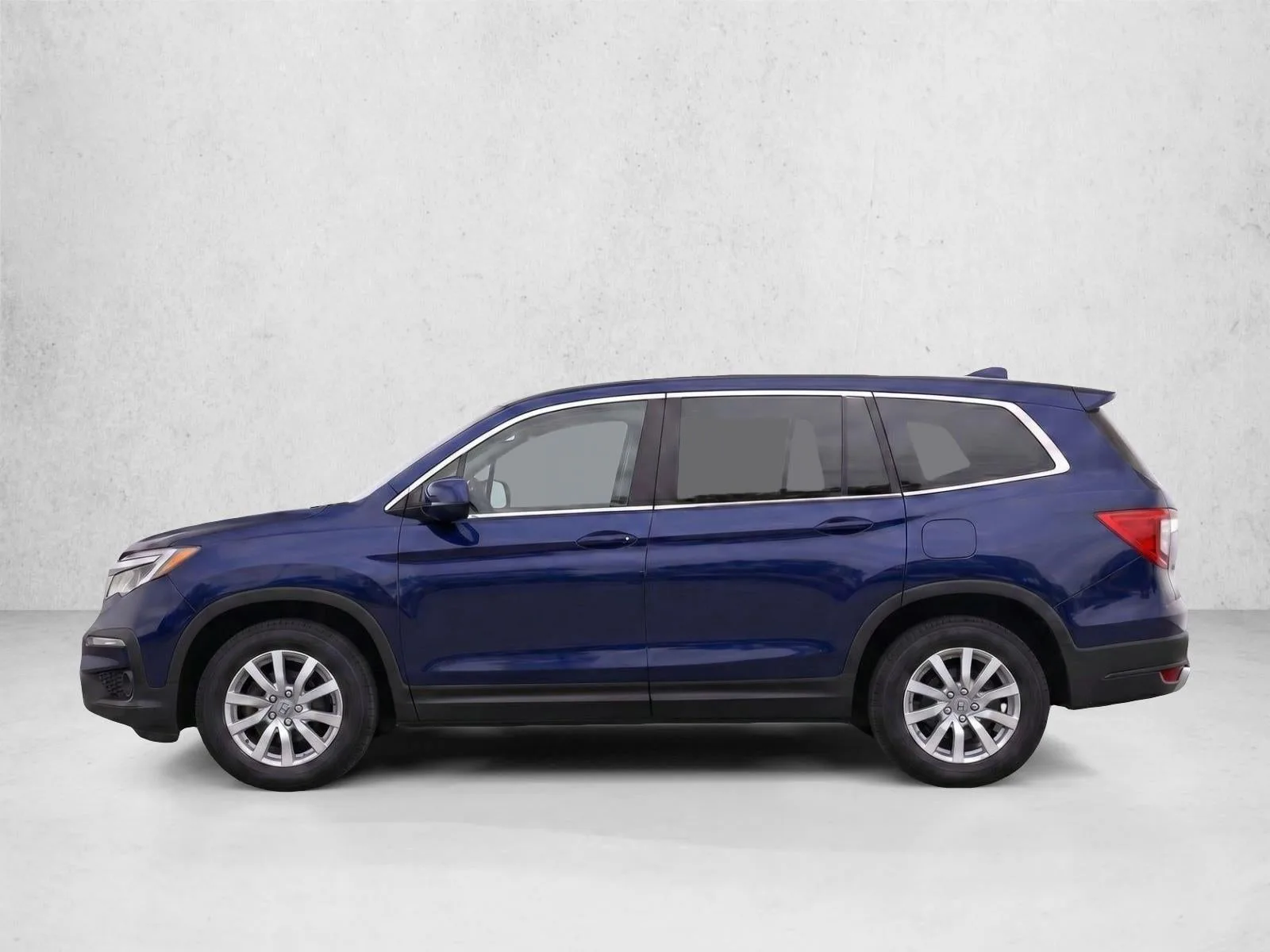 2019 Honda Pilot LX 2WD photo 4