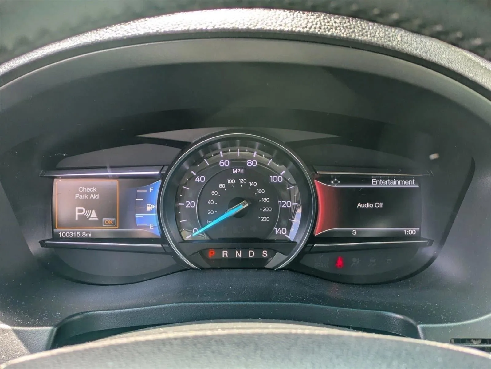 2017 Ford Explorer XLT FWD photo 9