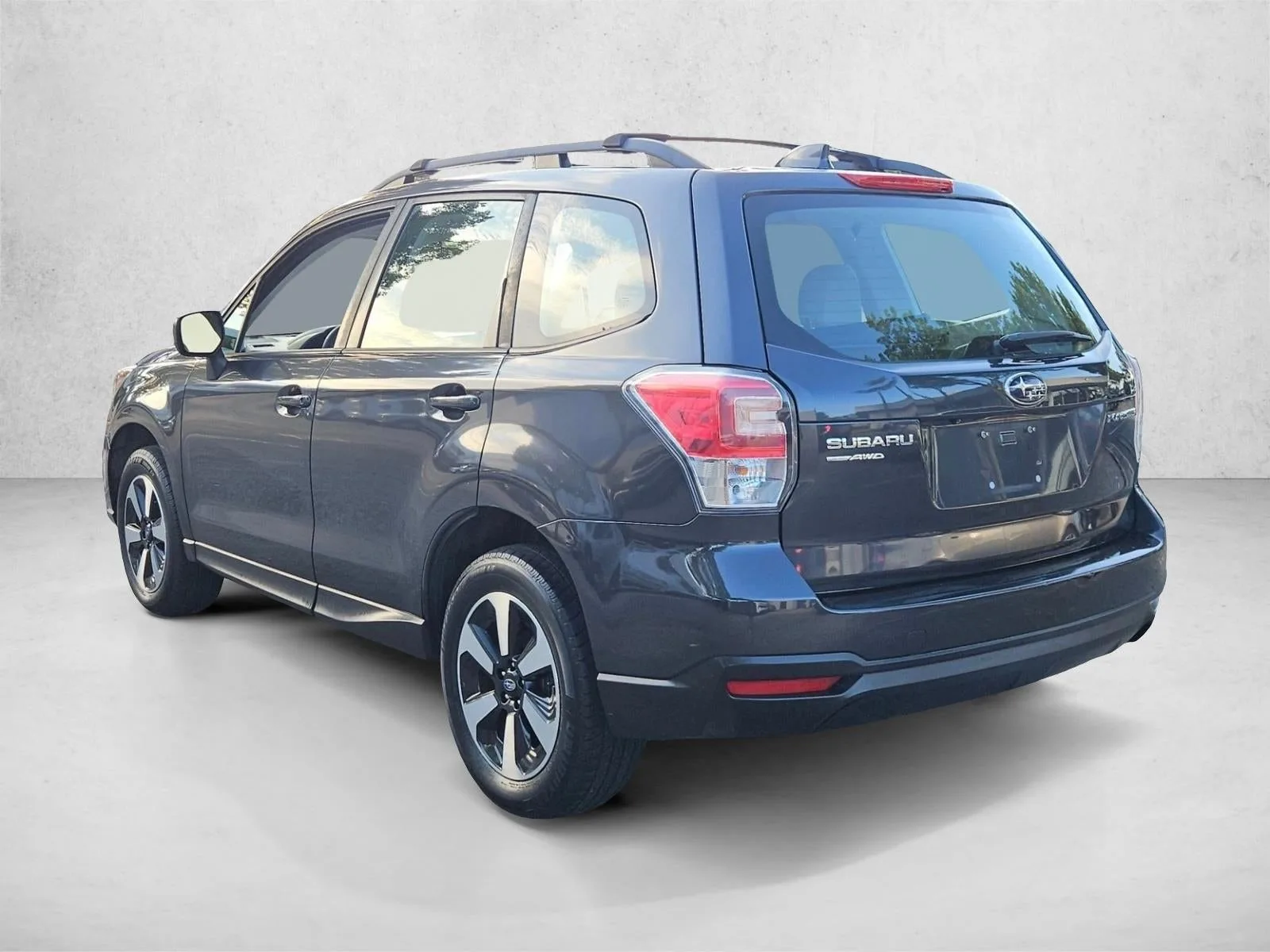 2018 Subaru Forester Base photo 8