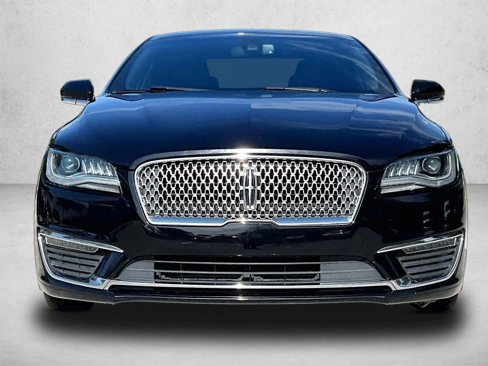 2020 Lincoln MKZ Standard FWD photo 3