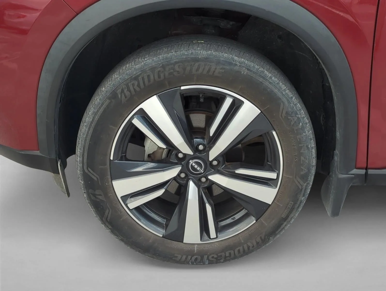 2023 Nissan Rogue FWD SL photo 6