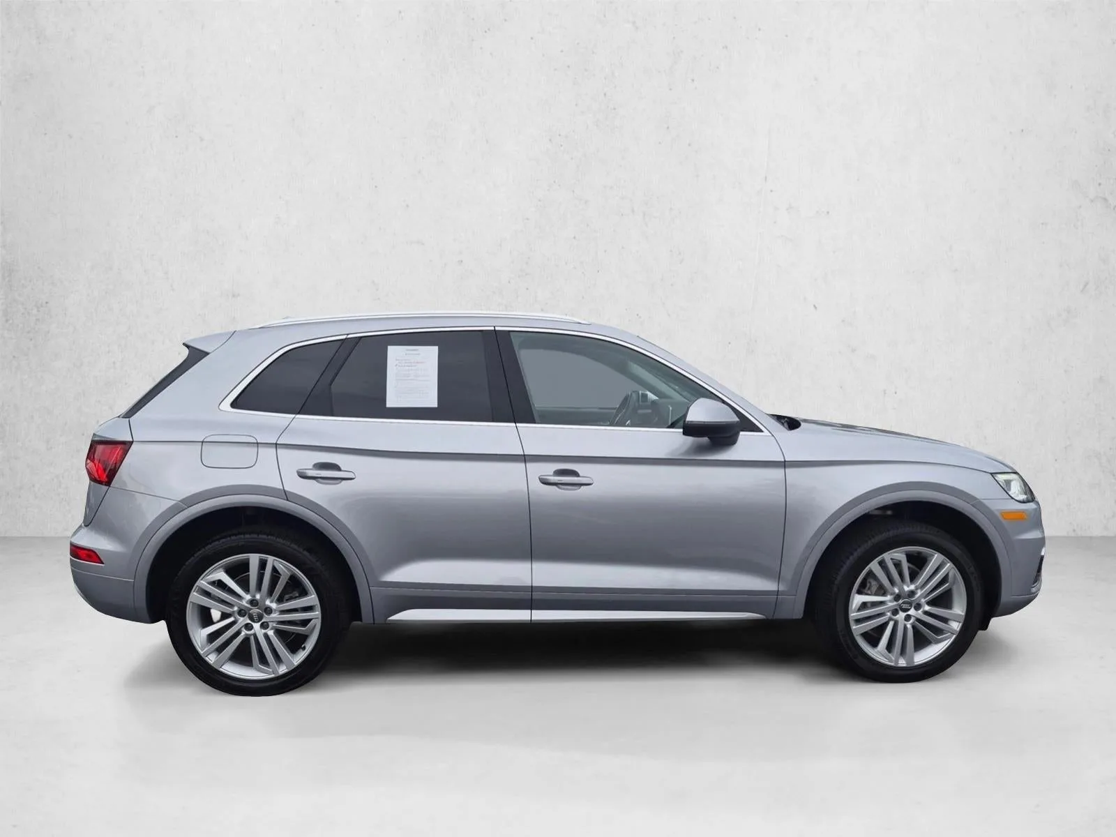 2018 Audi Q5 2.0 TFSI Tech Prestige photo 4
