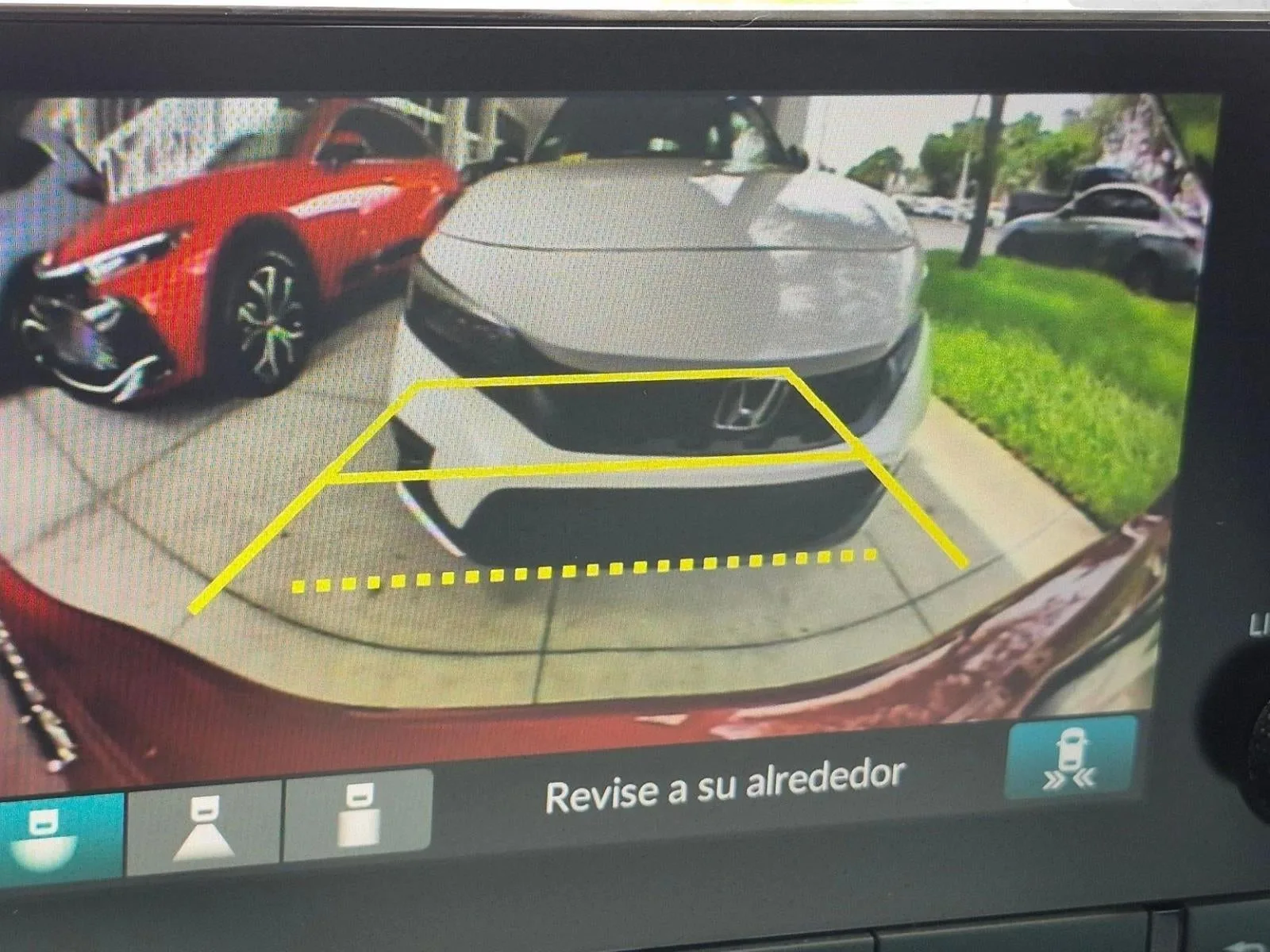 2024 Honda Accord Sedan EX CVT photo 12