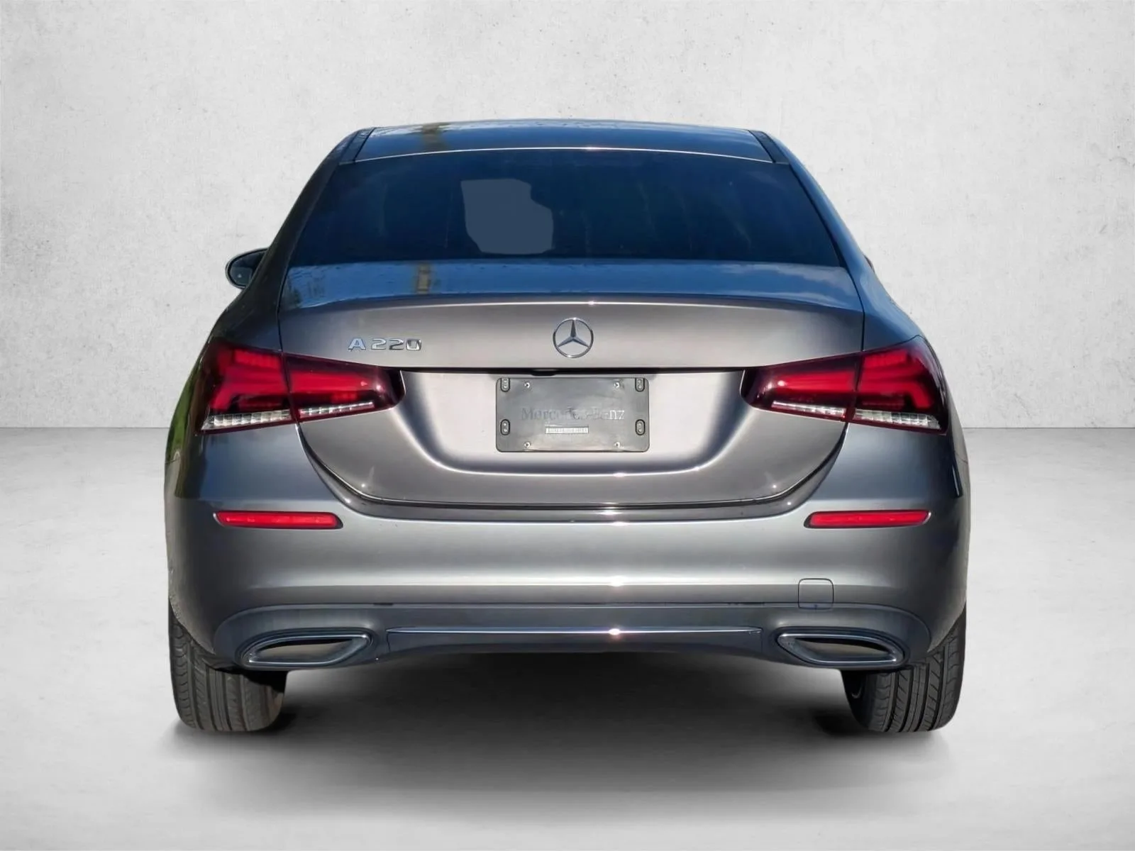 2022 Mercedes-Benz A-Class A 220 Sedan photo 4