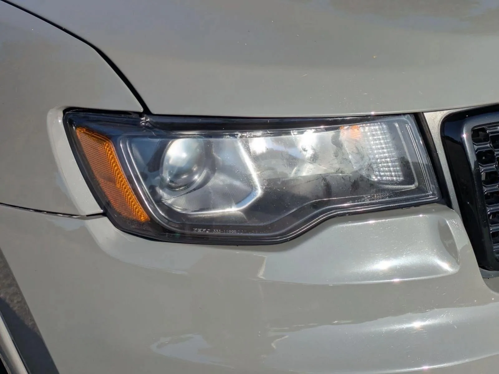 2020 Jeep Grand Cherokee Altitude 4x2 photo 9
