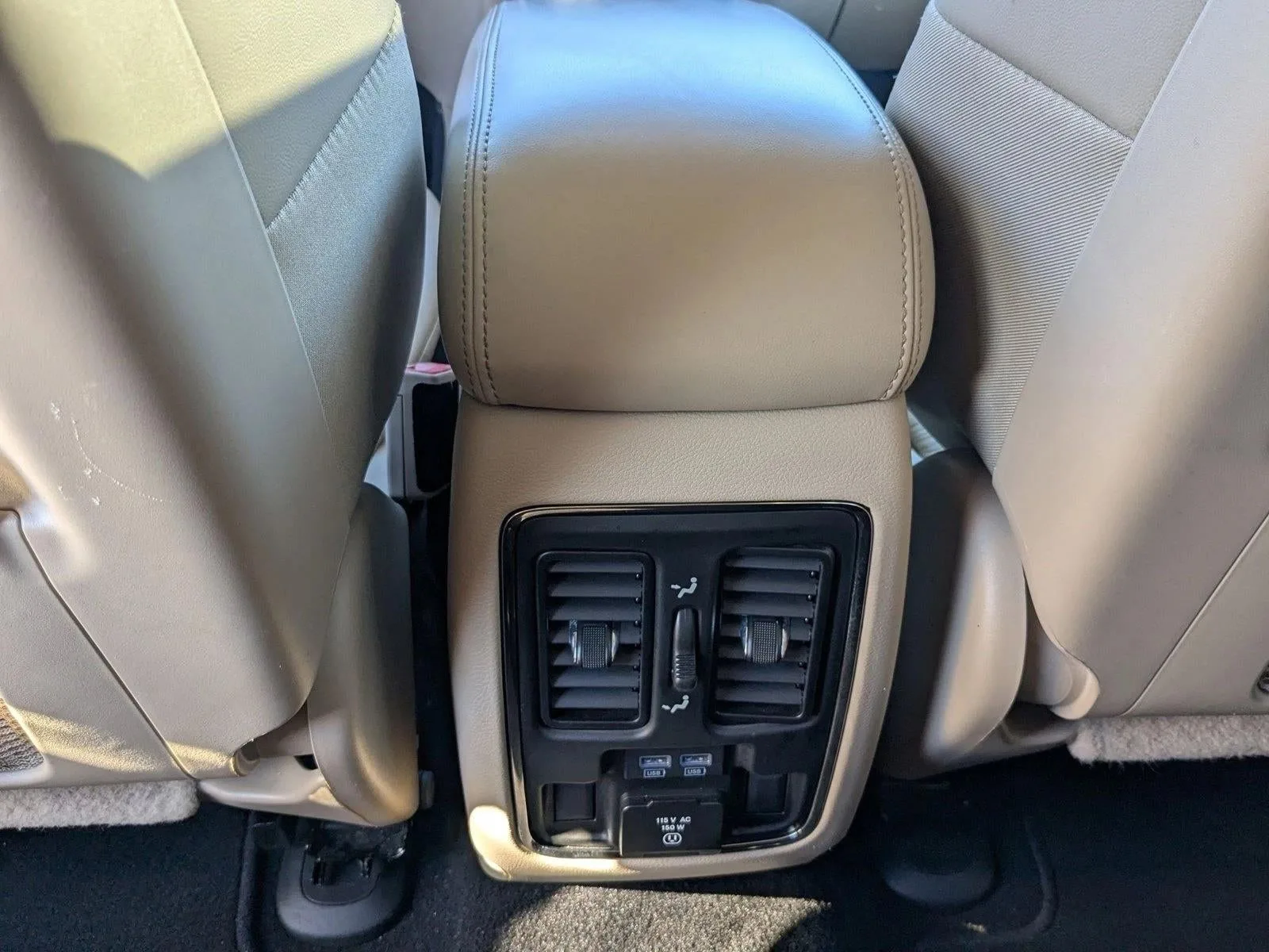 2019 Jeep Grand Cherokee Limited 4x2 photo 18